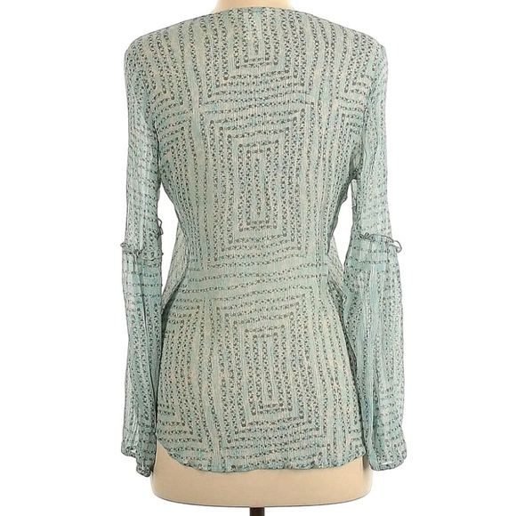 Sundance Silk Top - Picture 2 of 7